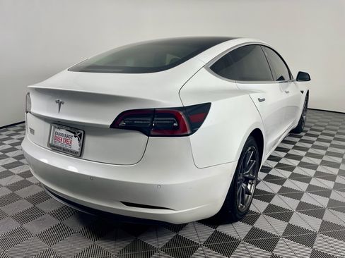 Used 2020 Tesla Model 3 image 5