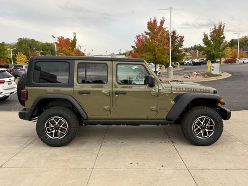 New 2025 Jeep Wrangler Unlimited Rubicon w/ Steel Bumper Group image 7