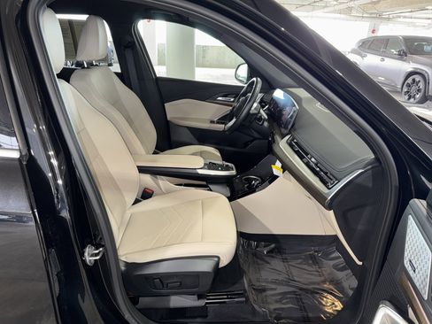 Certified 2025 BMW X1 xDrive28i w/ Convenience Package image 10