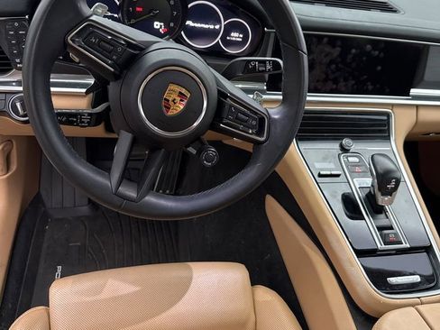Used 2022 Porsche Panamera 4 Platinum Edition image 12