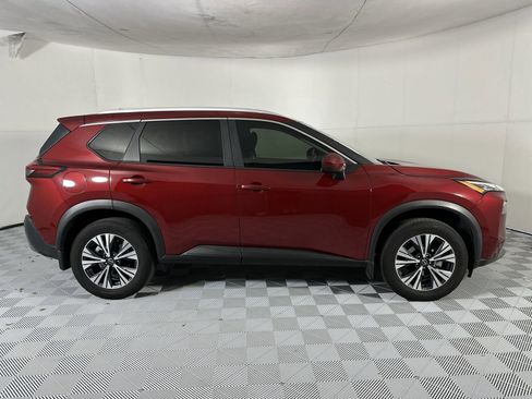Used 2023 Nissan Rogue SV w/ SV Premium B Package image 9