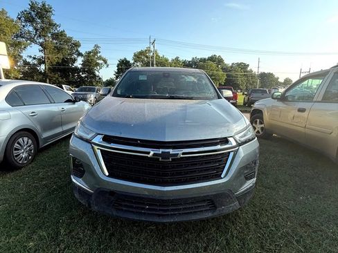 Used 2023 Chevrolet Traverse LS w/ Safety Package FWD image 7