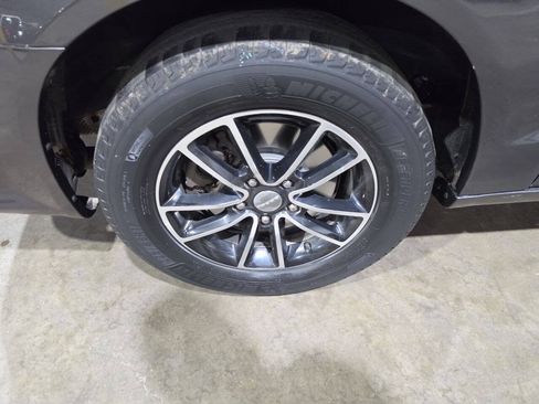 Used 2015 Dodge Grand Caravan SE w/ Quick Order Package 29E SE FWD image 21