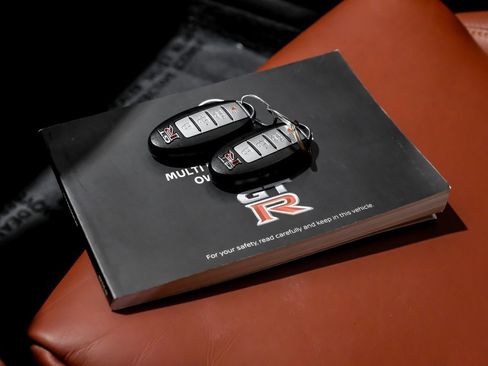 Used 2021 Nissan GT-R Premium image 53