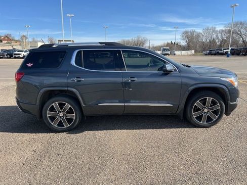 Used 2019 GMC Acadia Denali w/ Technology Package AWD/4WD image 9