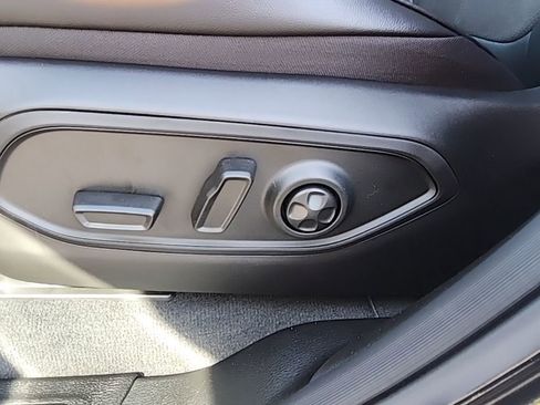 New 2025 Jeep Grand Cherokee Altitude image 29