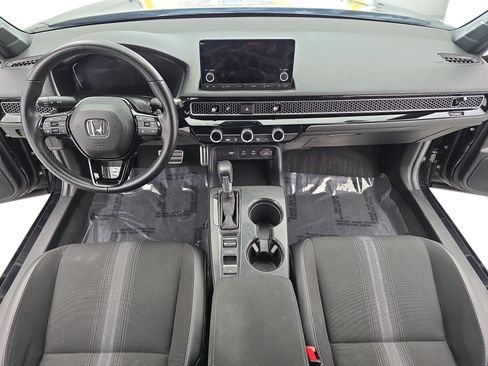 Used 2025 Honda Civic Sport image 9