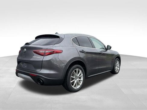 Used 2018 Alfa Romeo Stelvio Ti Lusso AWD/4WD image 16