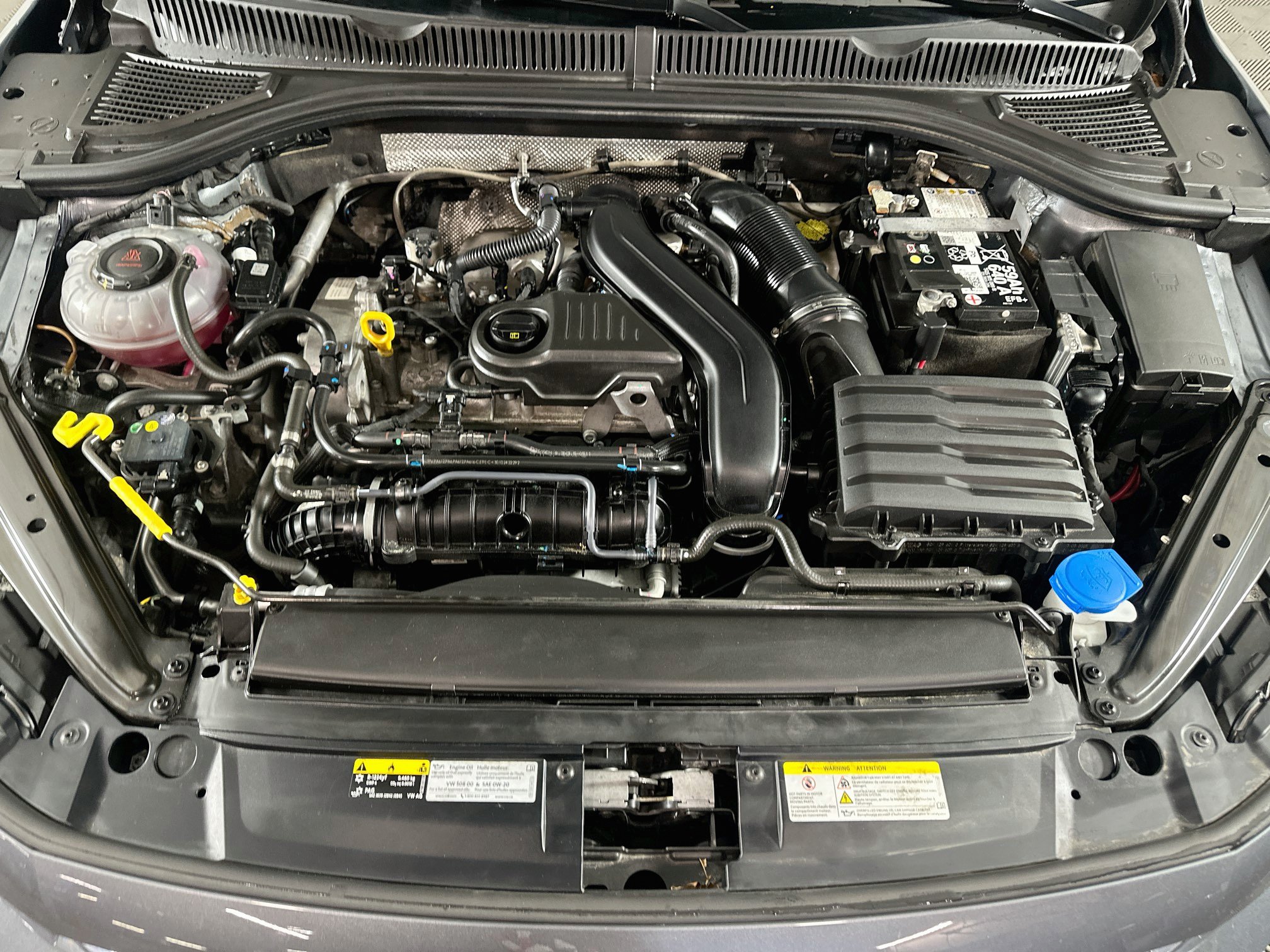 Used 2025 Volkswagen Jetta Sport FWD image 31