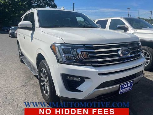 Used 2021 Ford Expedition XLT w/ Equipment Group 202A AWD/4WD image 8