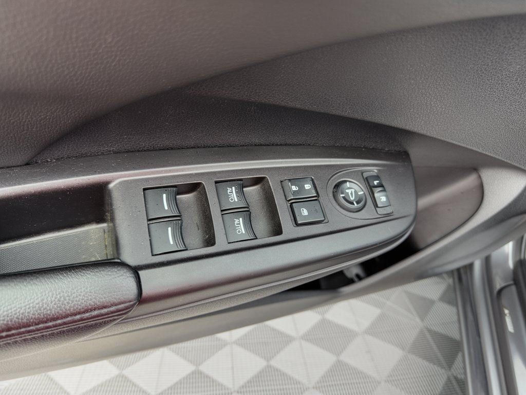 Used 2015 Acura RDX AWD image 15