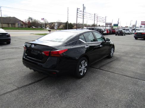 Used 2021 Nissan Altima 2.5 S image 7