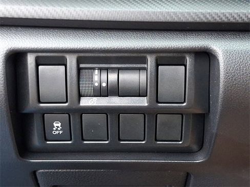 Used 2020 Subaru Impreza Premium image 23