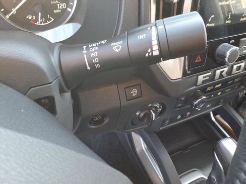 New 2026 Nissan Frontier SV image 23