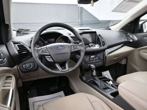 Used 2017 Ford Escape Titanium w/ Equipment Group 301A AWD/4WD image 30