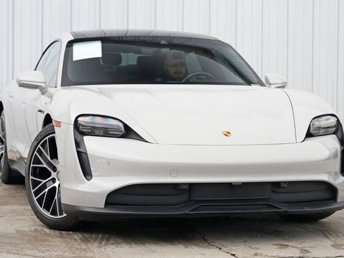 Used 2023 Porsche Taycan w/ Premium Package image 4