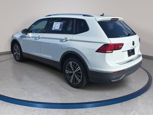 Used 2024 Volkswagen Tiguan Wolfsburg Edition FWD image 8