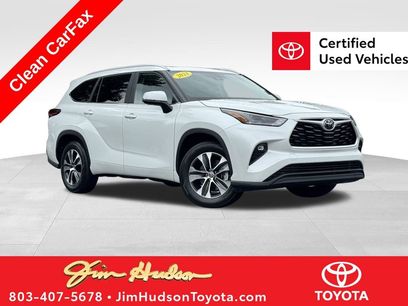 Used 2023 Toyota Highlander XLE