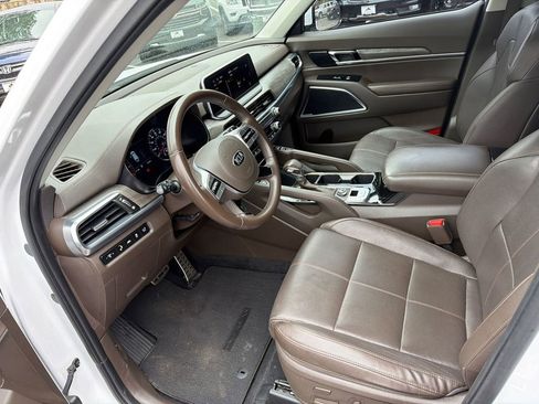 Used 2021 Kia Telluride SX w/ Towing Package FWD image 14