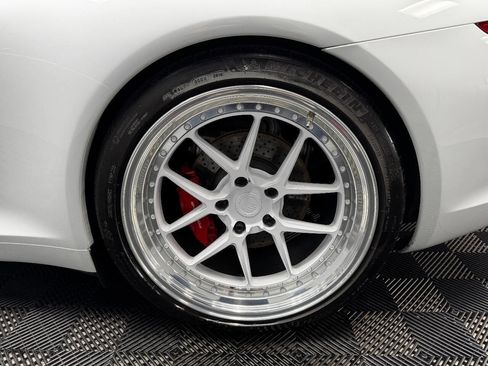 Used 2015 Porsche 911 Carrera S image 29