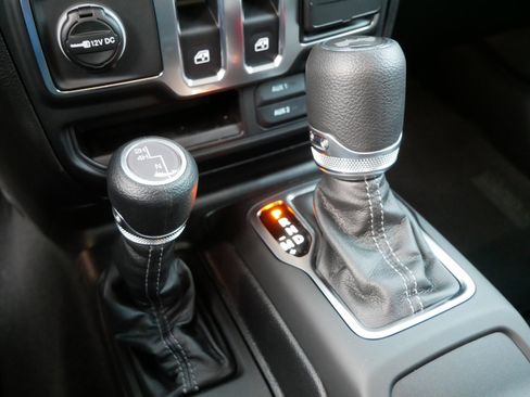 New 2026 Jeep Wrangler Sport S image 19