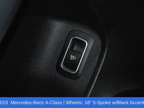 Used 2019 Mercedes-Benz A 220 4MATIC image 24