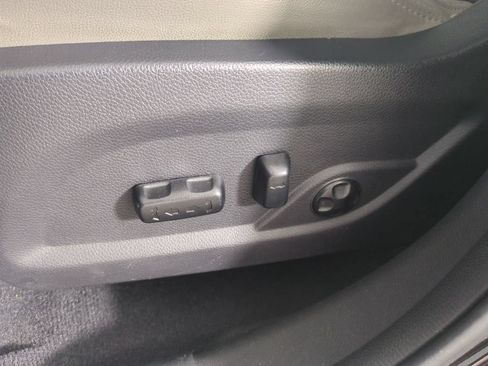 Used 2018 Hyundai Santa Fe Sport FWD image 23