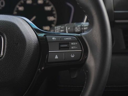 Certified 2023 Honda Pilot Touring image 18