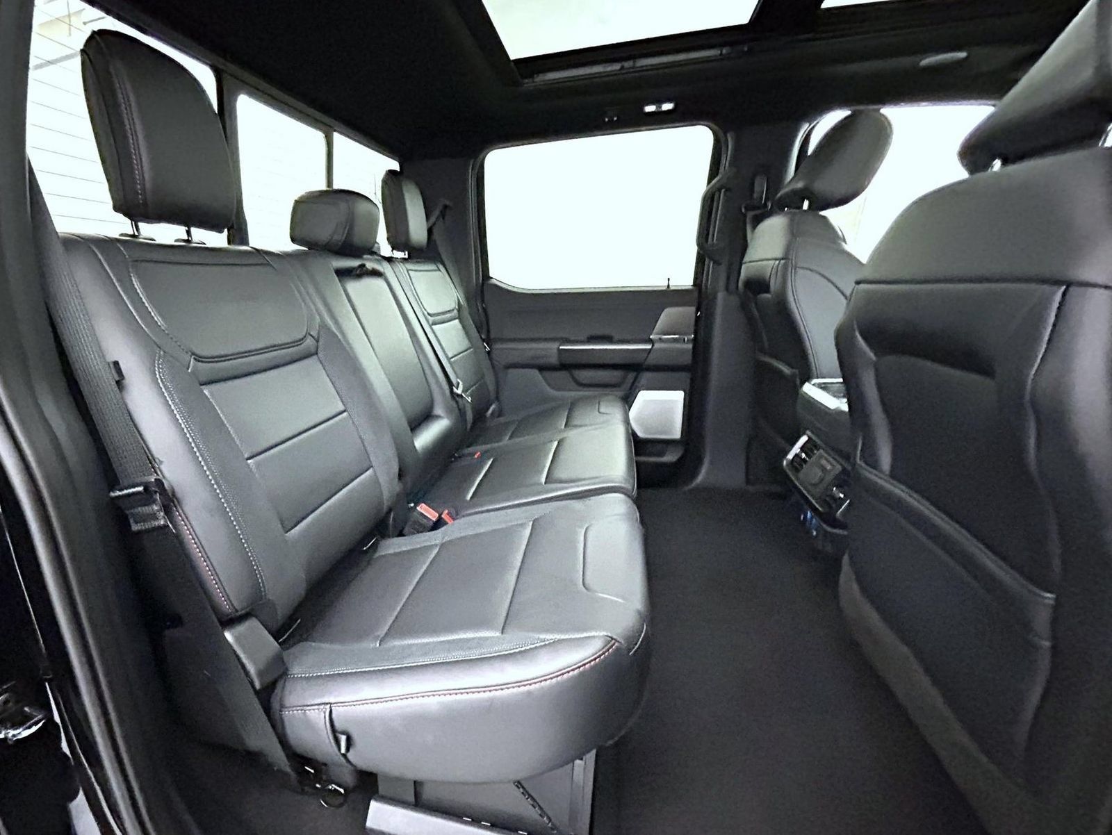 New 2026 Ford F150 Raptor AWD/4WD image 18