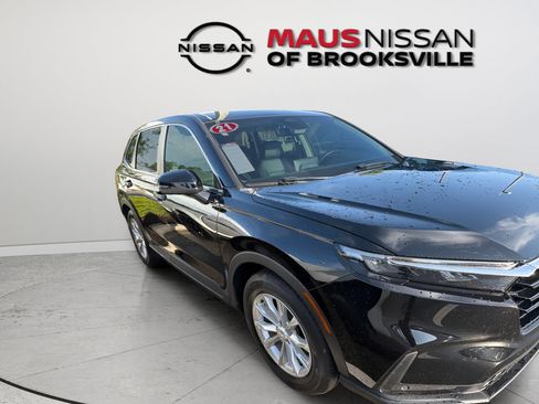 Used 2023 Honda CR-V EX-L image 9