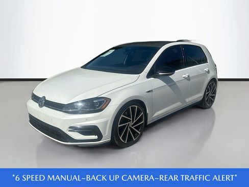 Used 2019 Volkswagen Golf R 4-Door image 4