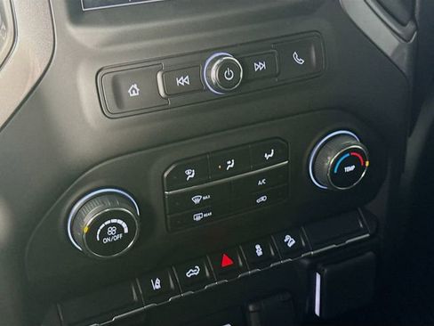 Used 2025 Chevrolet Silverado 2500 Custom w/ Custom Convenience Package image 19