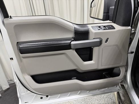 Used 2019 Ford F150 XLT w/ Trailer Tow Package image 15