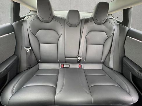 Used 2025 Tesla Model 3 Long Range RWD image 22