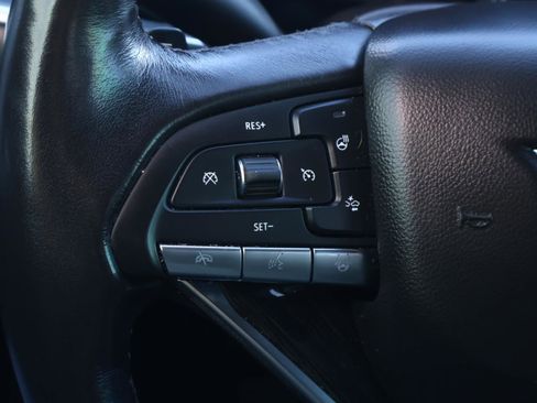 Used 2023 Cadillac XT6 Premium Luxury w/ Technology Package image 25