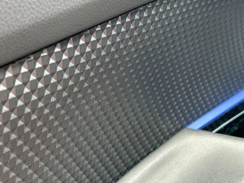 Used 2020 Toyota C-HR XLE FWD image 25