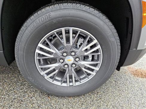 New 2026 Chevrolet Traverse LT w/ Driver Confidence Package image 5