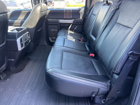 Certified 2019 Ford F150 Lariat w/ Equipment Group 502A Luxury image 18