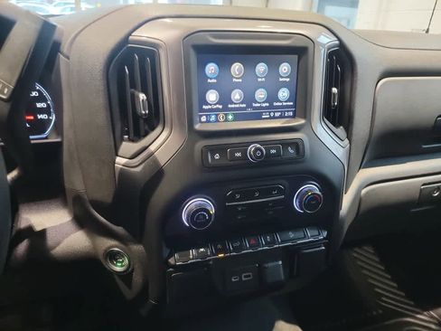 Used 2022 Chevrolet Silverado 1500 Custom Trail Boss image 16