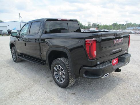New 2026 GMC Sierra 1500 AT4 w/ AT4 Premium Package AWD/4WD image 10