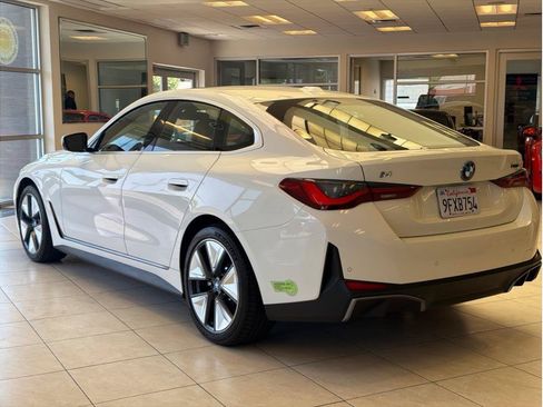 Used 2023 BMW i4 eDrive35 w/ Premium Package RWD image 7
