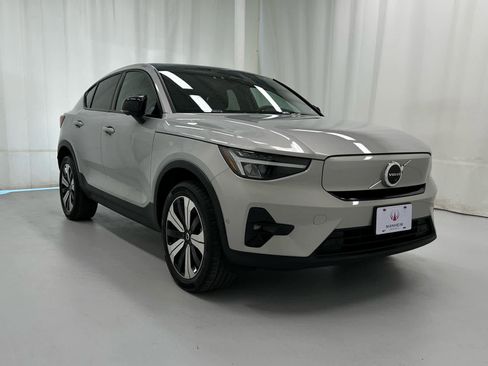 Used 2023 Volvo C40 P8 Recharge Plus image 1