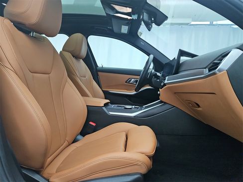 Used 2023 BMW 330i xDrive Sedan w/ Driving Assistance Package image 27