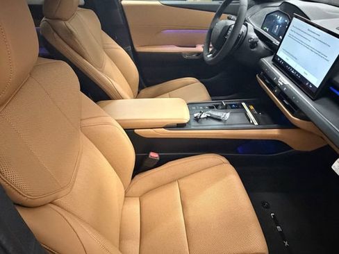 New 2026 Lexus ES 350e FWD image 11