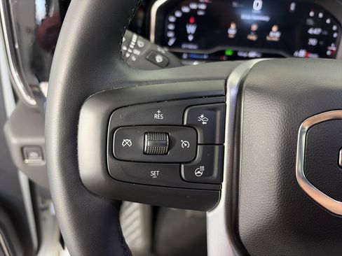 Used 2024 GMC Sierra 1500 Elevation image 30