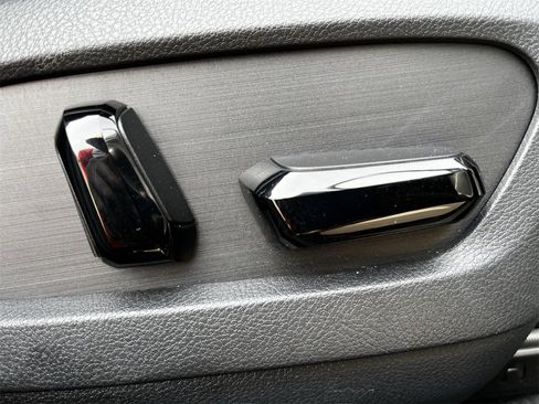 Used 2023 Lexus NX 450h+ F Sport image 26