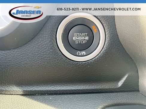 Used 2025 RAM 1500 Laramie image 16