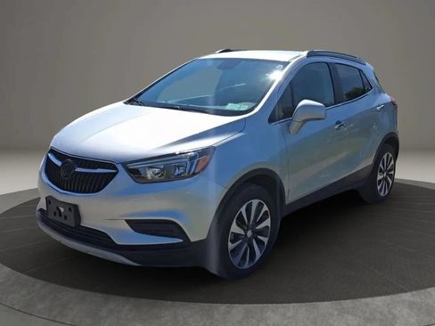 Used 2022 Buick Encore Preferred w/ Safety Package AWD/4WD image 3