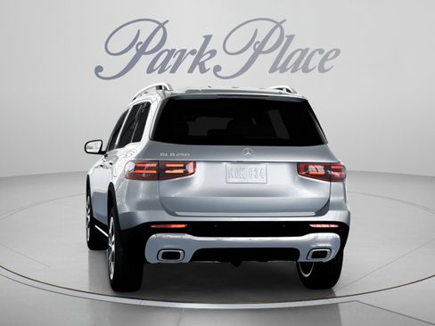 Certified 2026 Mercedes-Benz GLB 250 image 16