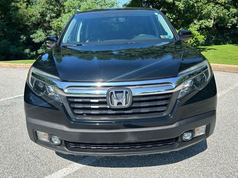 Used 2017 Honda Ridgeline RTL-T image 2